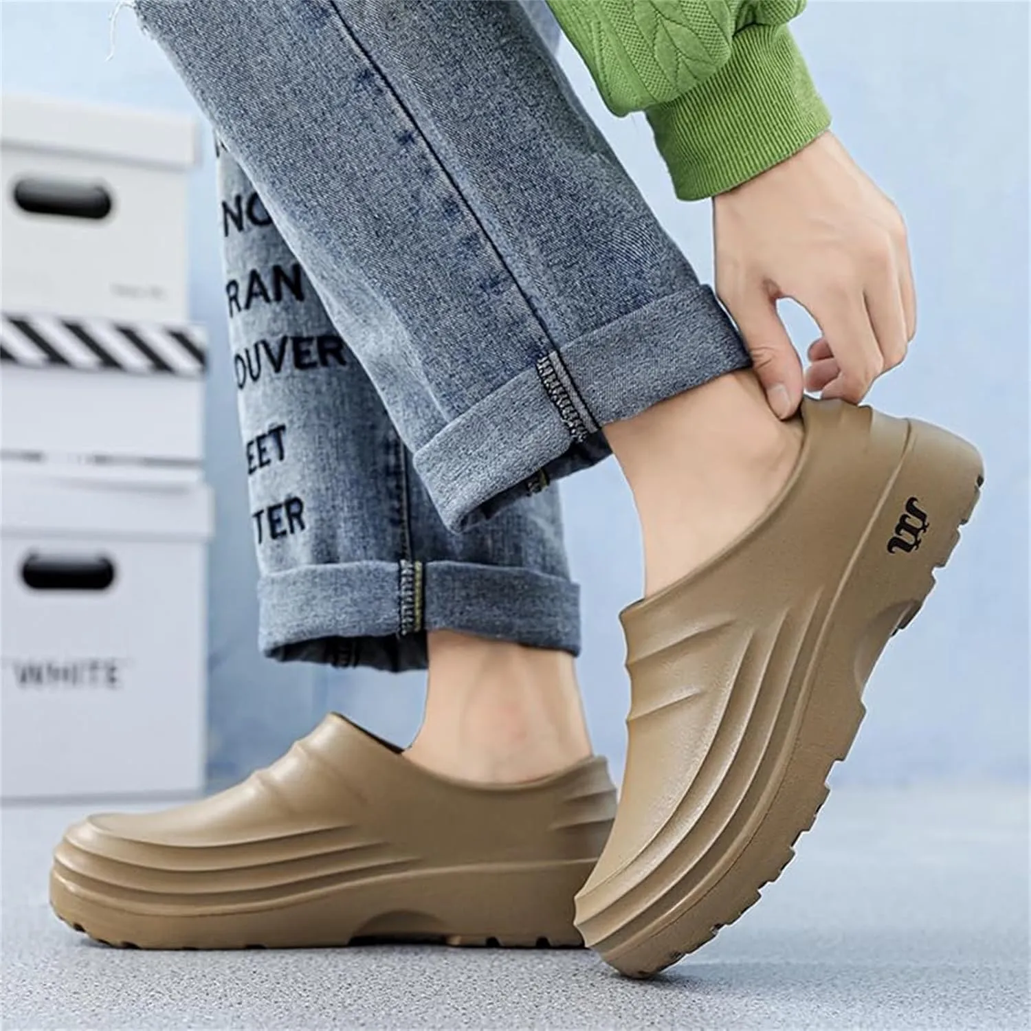 Armadillo Clogs for Men Women Oil Resistant Chef Shoe Comfortable Nursing Slip Resistant Work Shoe Lightweight Waterproof Armadillo Clogs for Kitchens Healthcare Gardening