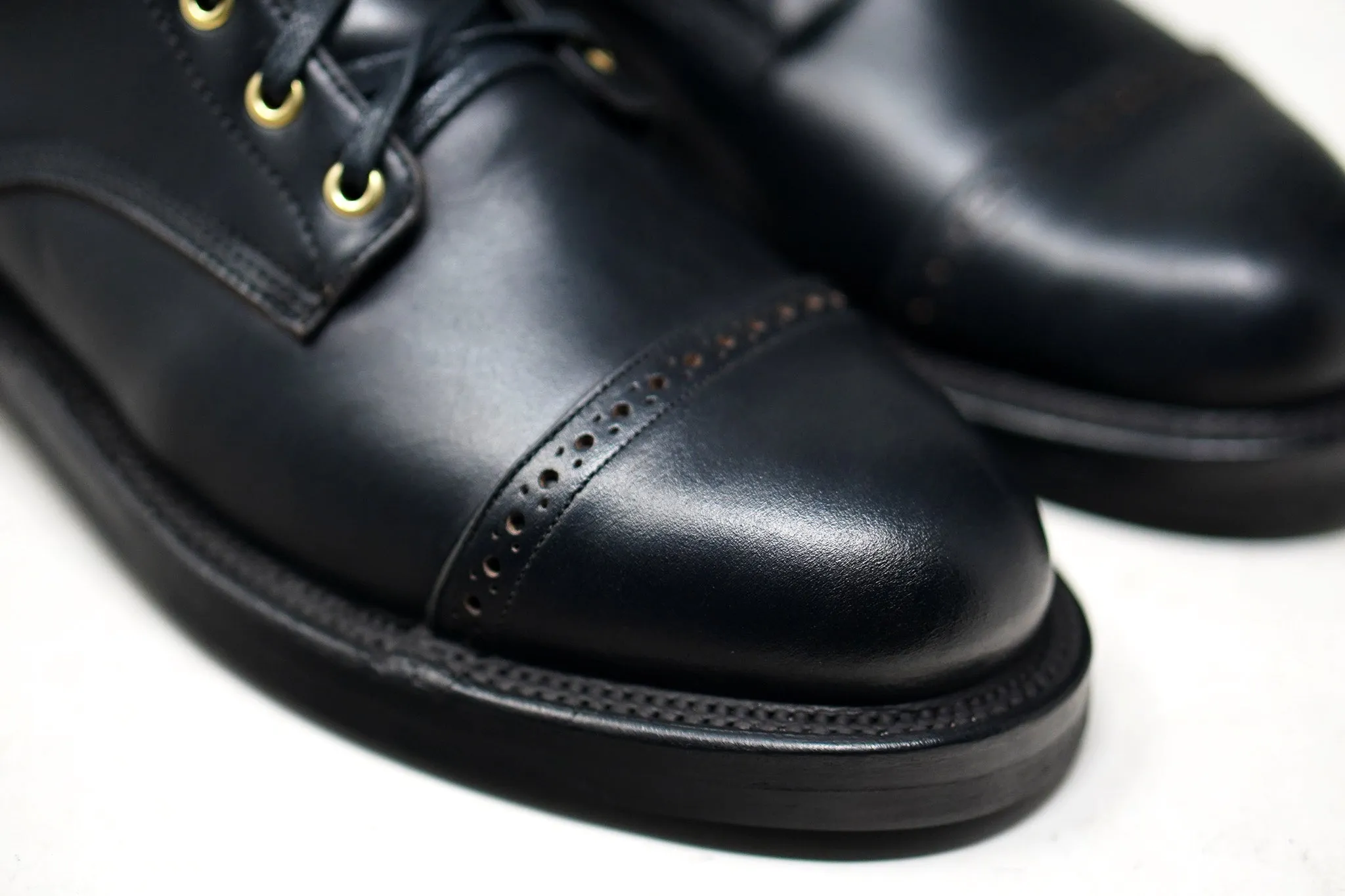 DB HUNTER CAP TOE FULL BLACK CXL