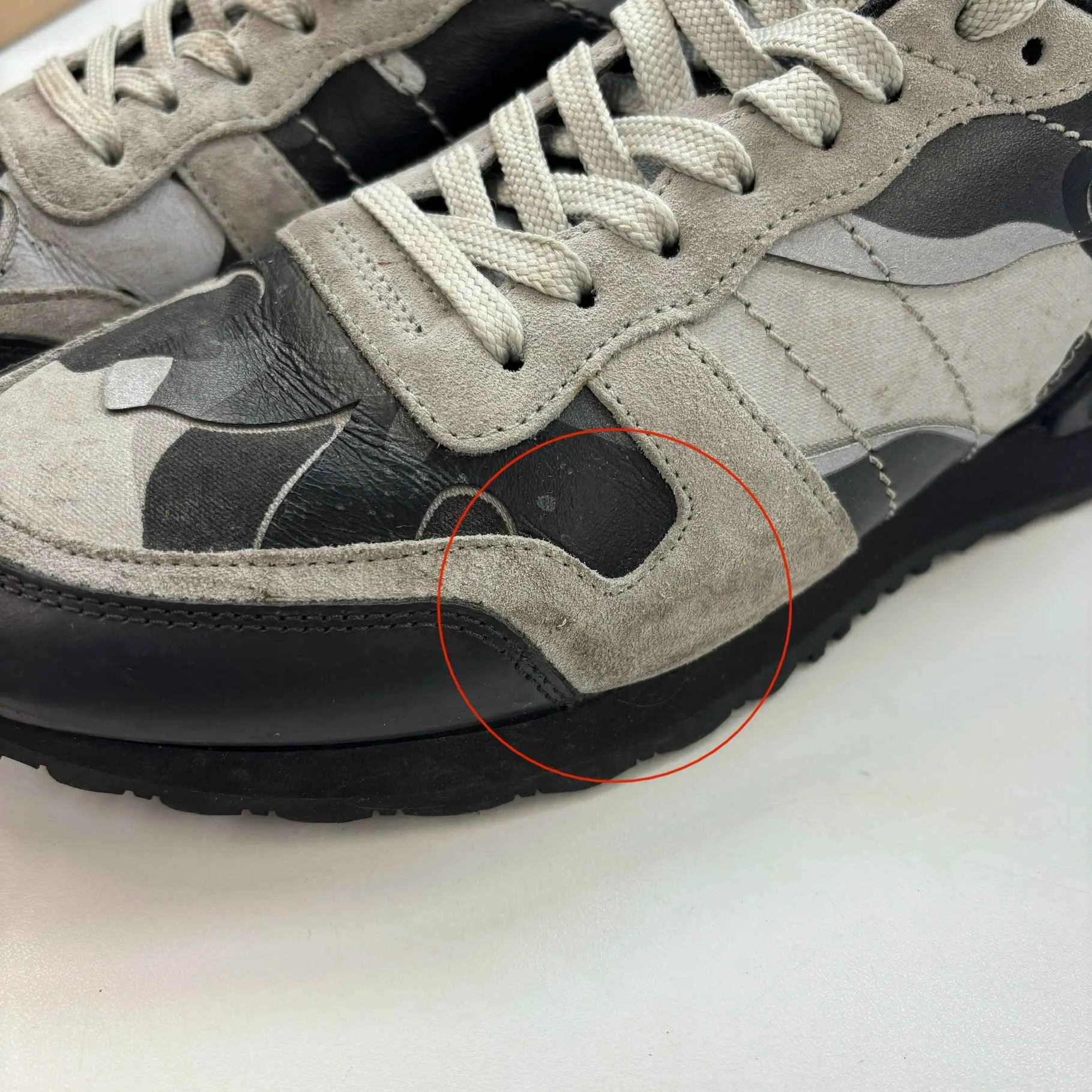 Men's Rockrunner Low Trainers Grey Size EU 41 / UK 7