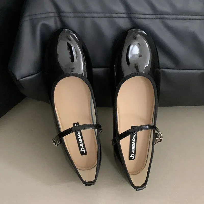 New Footwear Designer Shallow Women Flats With Shoes Female Round Toe Fashion Buckle Strap Ladies Flats Mary Janes Lolita Shoes