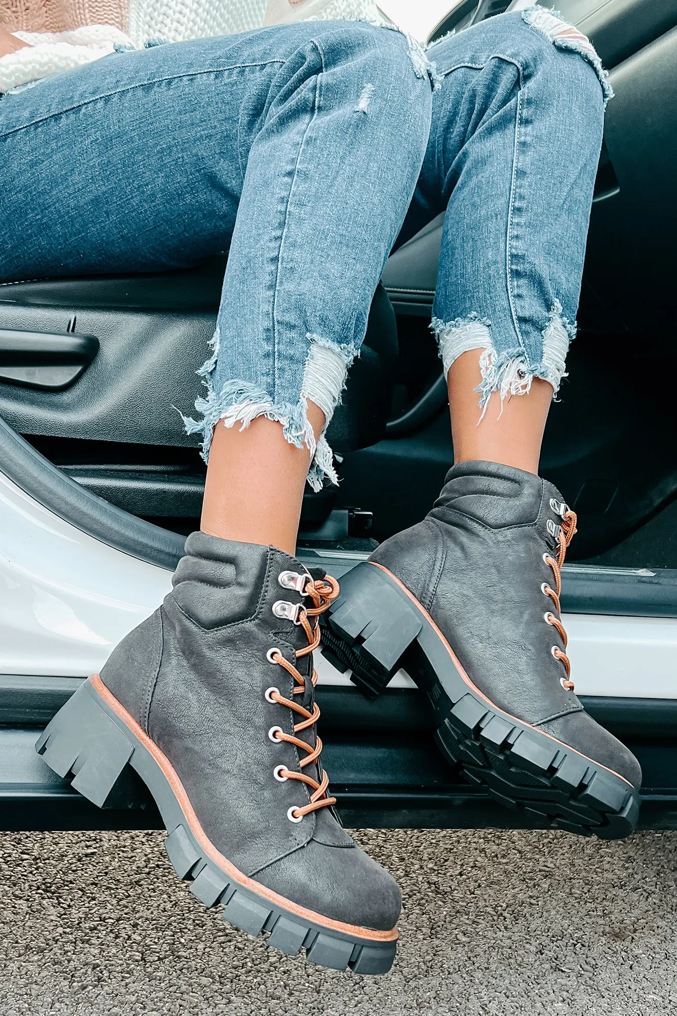 Ready To Explore Chunky Lace-Up Boots (Black)