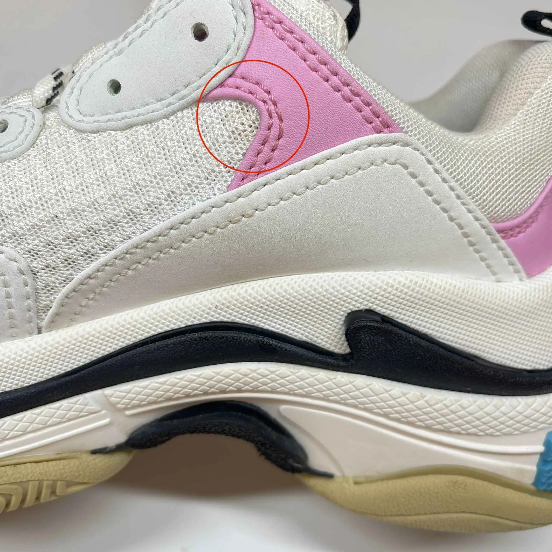 Women's Triple S Low Trainers Pink Size EU 38 / UK 5