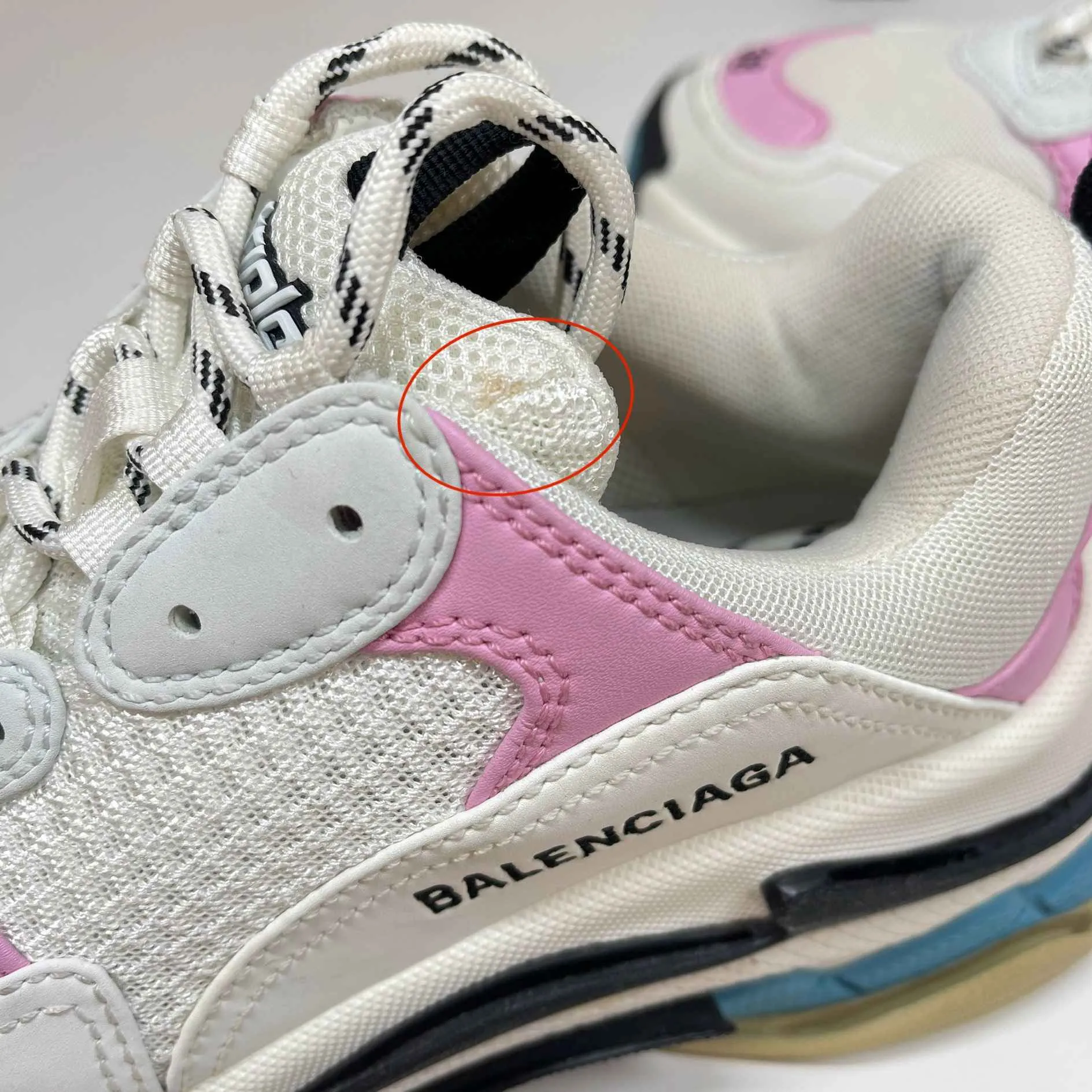 Women's Triple S Low Trainers Pink Size EU 38 / UK 5